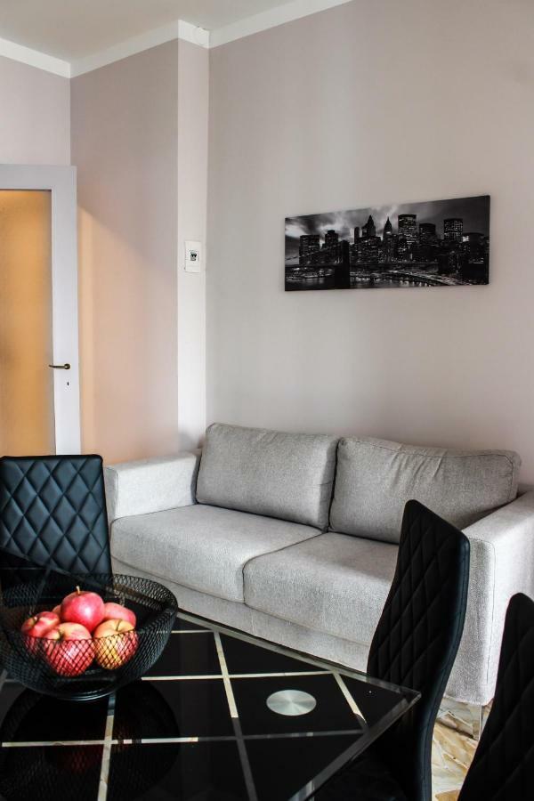 Giolitti Luxury Apartment Cuneo Kültér fotó